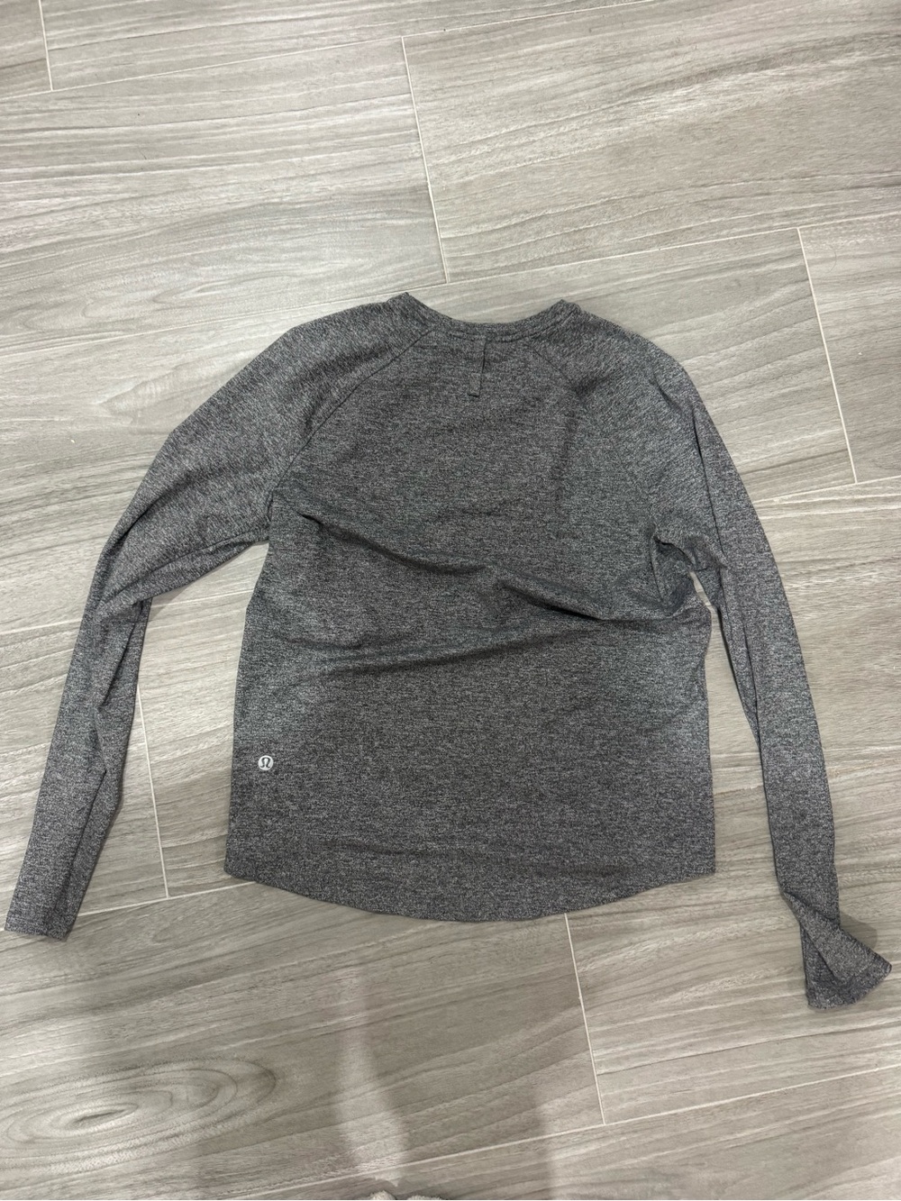 lululemon athletica Women's Heather Charcoal Gray Long Sleeve Pullover
